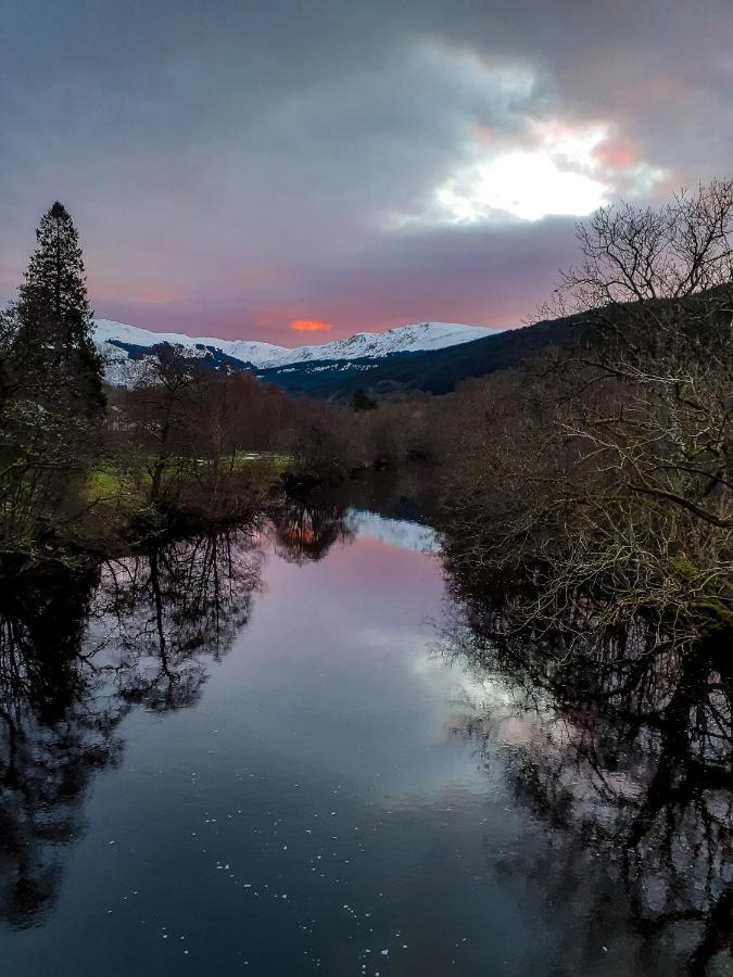 The White Stag Inn Strathyre Buitenkant foto