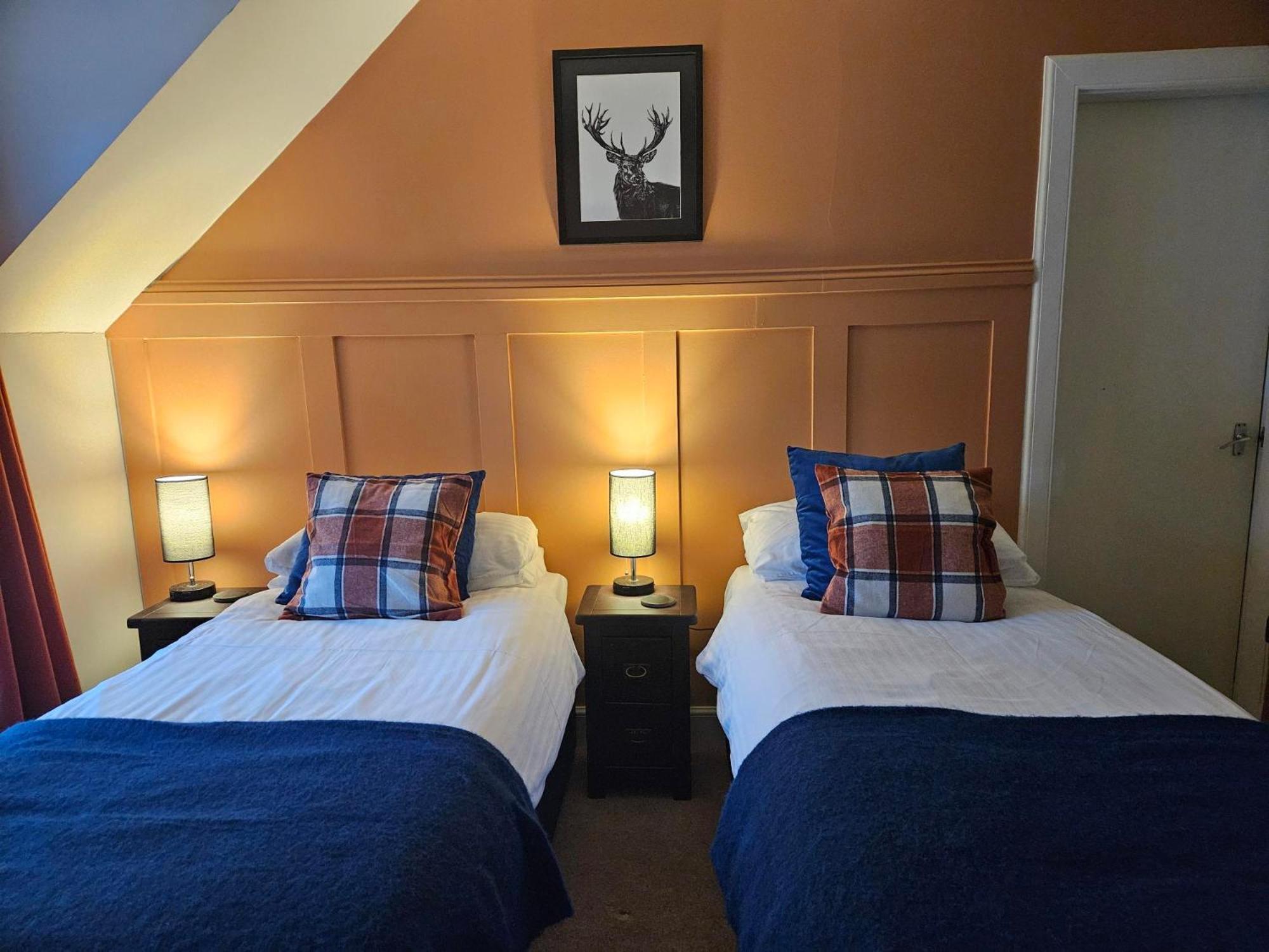 The White Stag Inn Strathyre Buitenkant foto