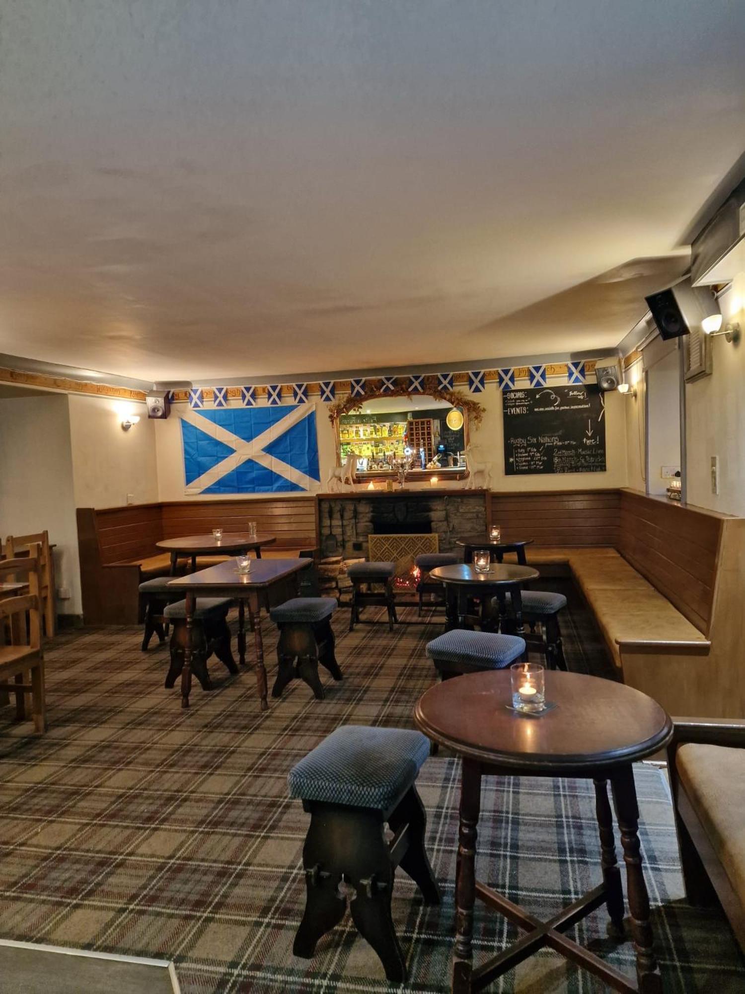 The White Stag Inn Strathyre Buitenkant foto